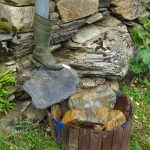 Wellie boot spout